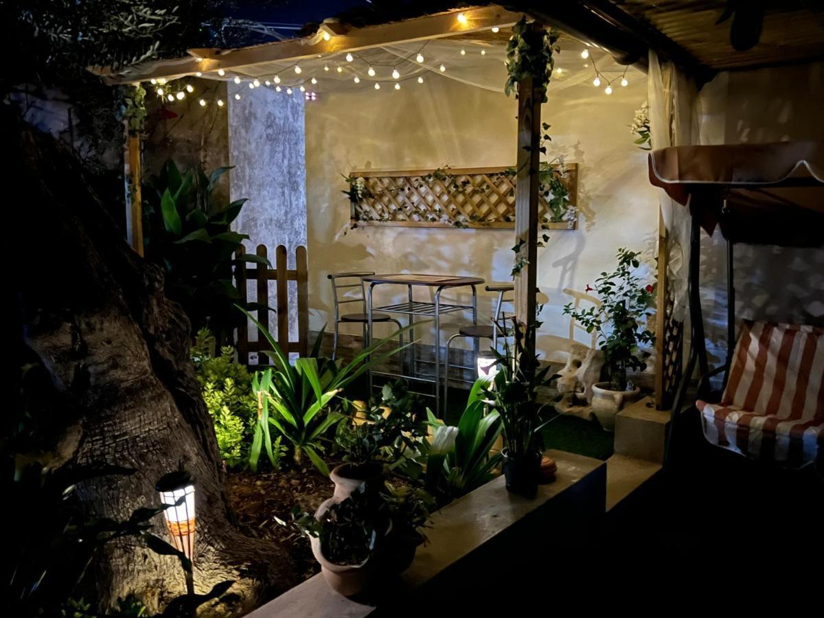 Casa Di Mirto Bed & Breakfast Chiaramonte Gulfi Bagian luar foto