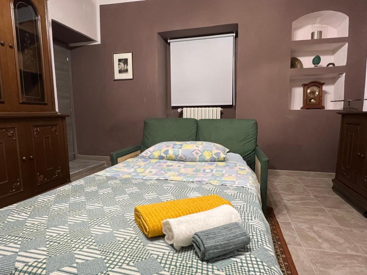 Casa Di Mirto Bed & Breakfast Chiaramonte Gulfi Bagian luar foto